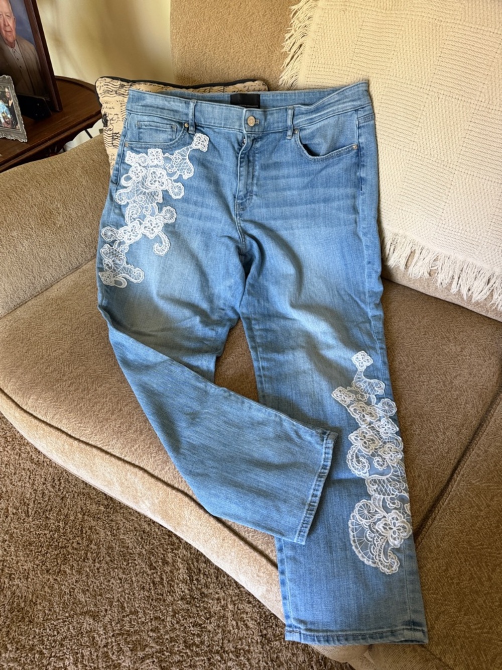 White House Black Market Light Blue Straight Leg Jeans with White Lace Appliqué